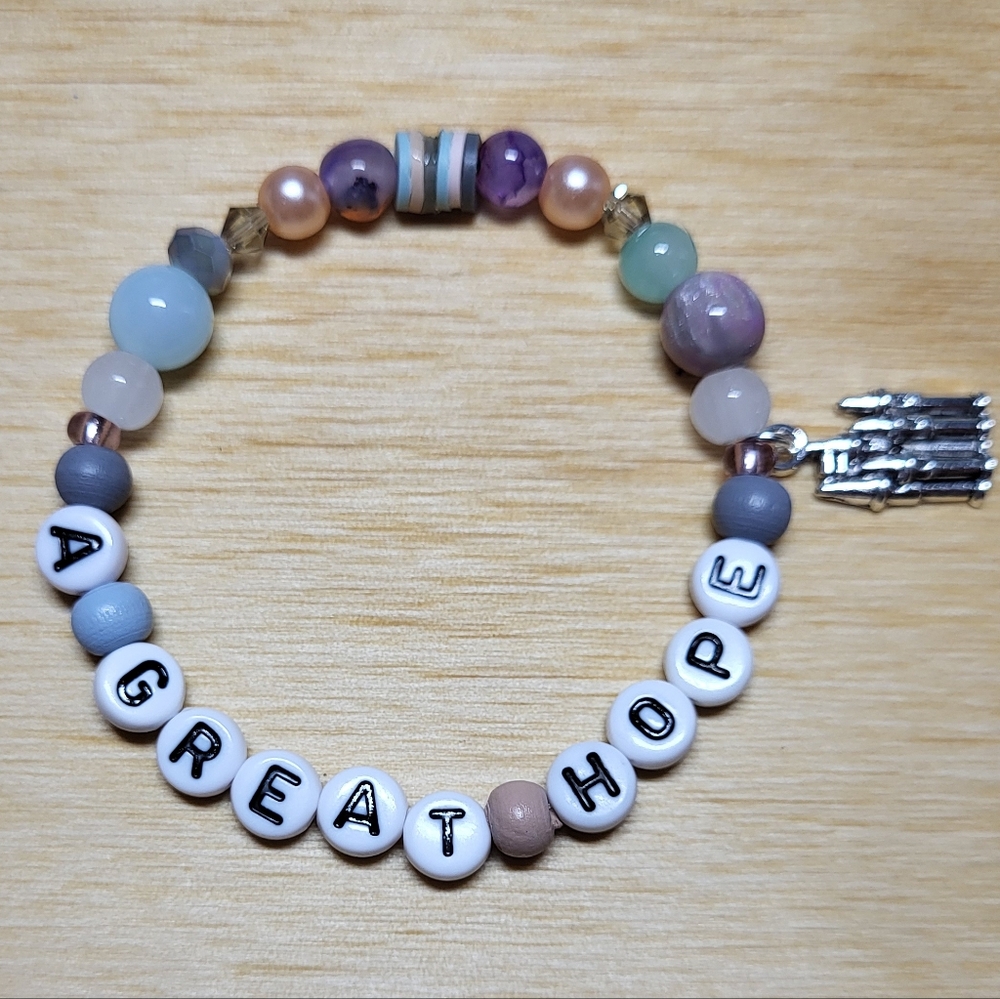 Castles Crumbling Friendship Bracelet, Size 7"